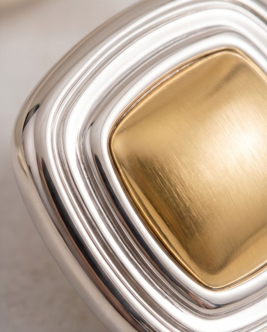 Brinco Square Lumière com Mix de Banhos Dourado e Prata - Imagem 2