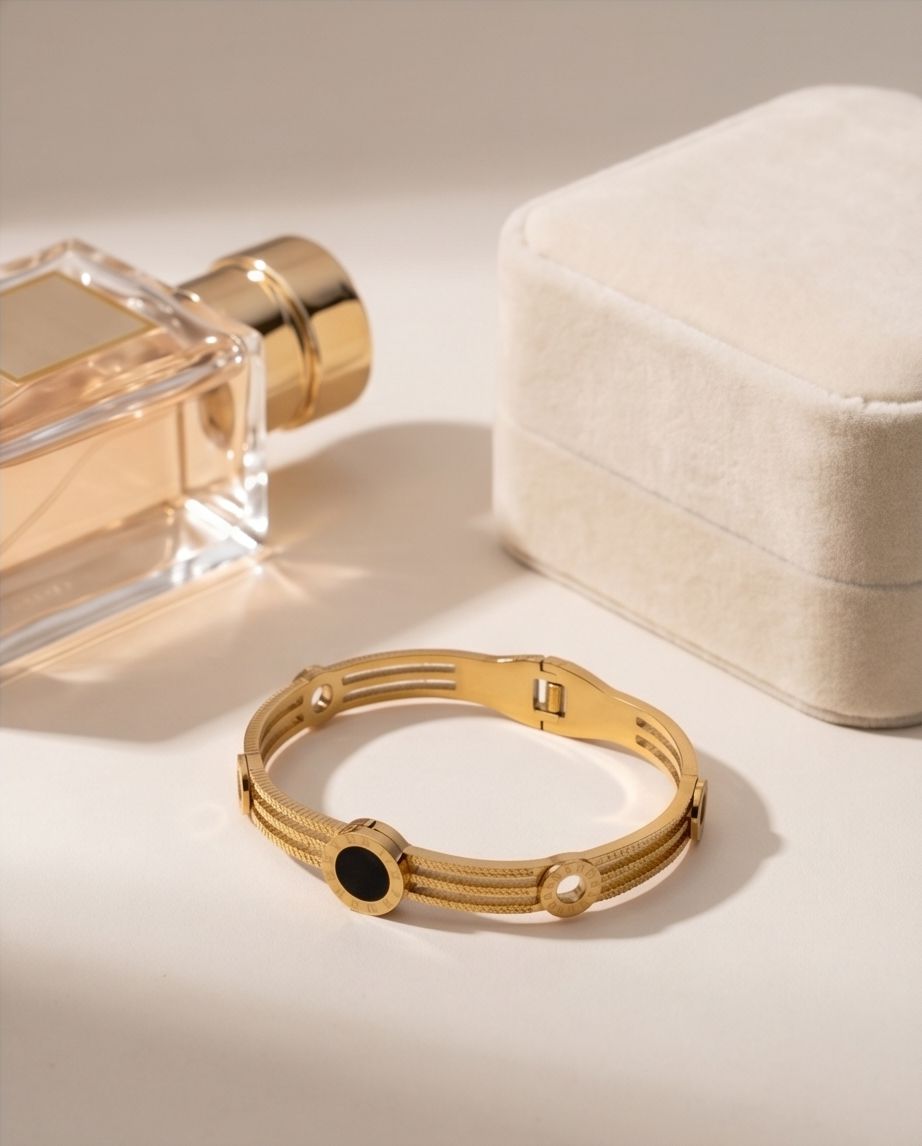 Bracelete Tríplice Ônix Banhado em Ouro 18k - Imagem 3