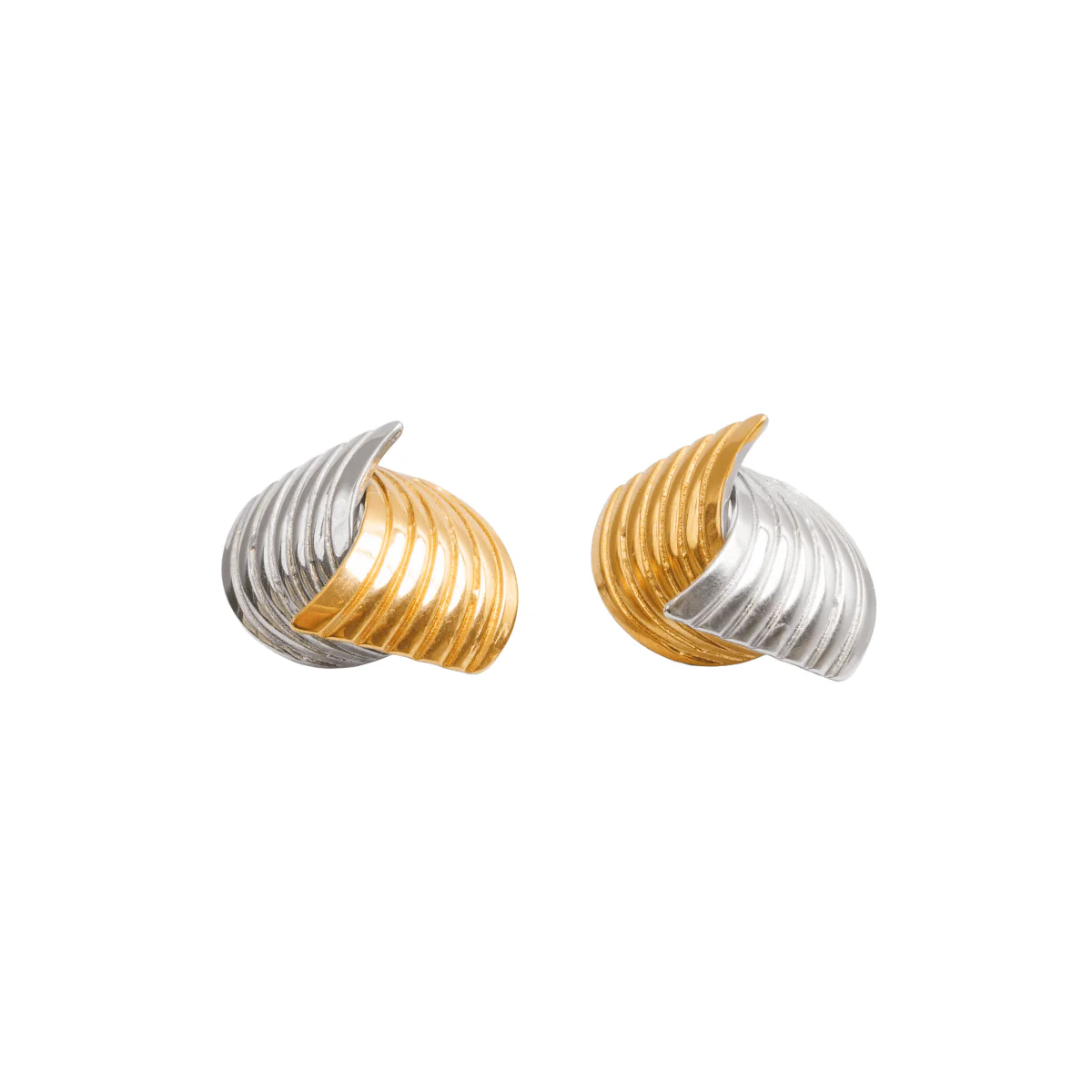 Brinco Wave Motion com Mix de Banhos Dourado e Prata
